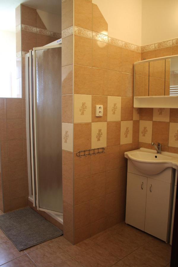 Apartmány Fialka Kasperske Hory Esterno foto